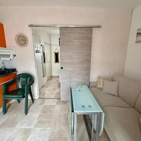 T2 Cosy Dans Le Centre Parking *