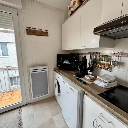 T2 Cosy Dans Le Centre Parking 雅尔河畔圣万康